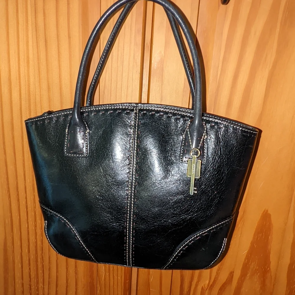Fossil Sedona small black leather satchel bag.